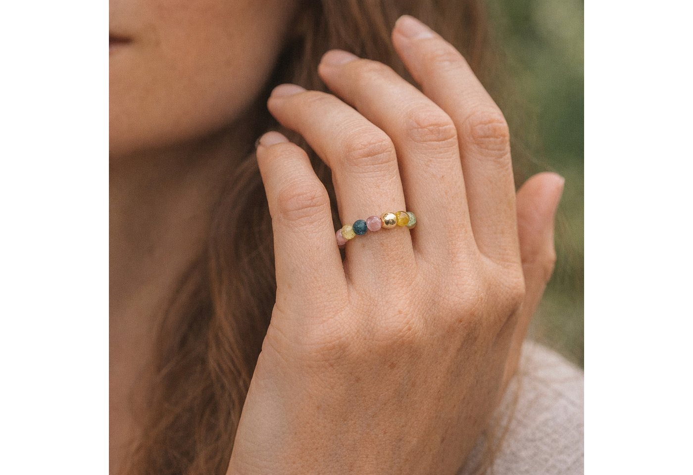 Lebensquelle Plus Fingerring Regenbogen Turmalin Ring mit goldener Kugel – Perlenring – Bild 2 von 5