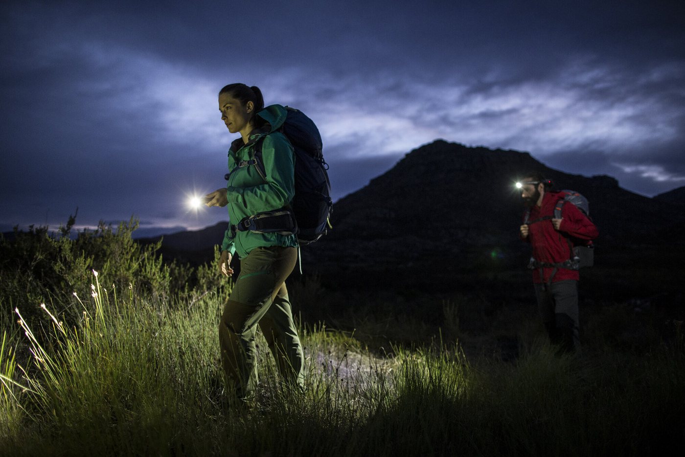 Ledlenser Taschenlampe MT10, 1000 lm, mit Akku wiederaufladbar, Leuchtweite 180m, Laufzeit bis 144h – Bild 2 von 5