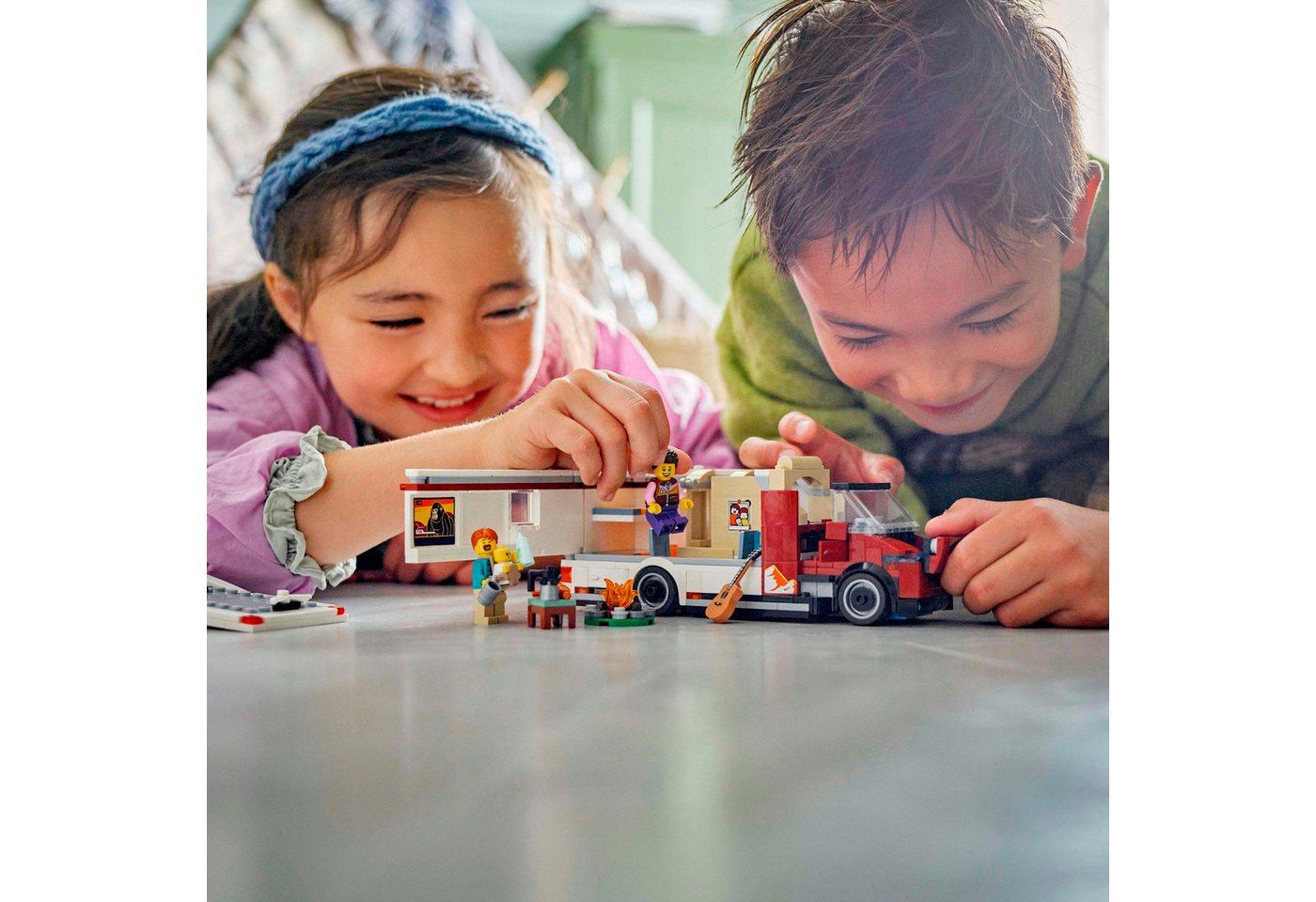 LEGO® Abenteuer-Wohnmobil (60454), LEGO City Konstruktionsspielsteine, (385 St), Made in Europe – Bild 2 von 5