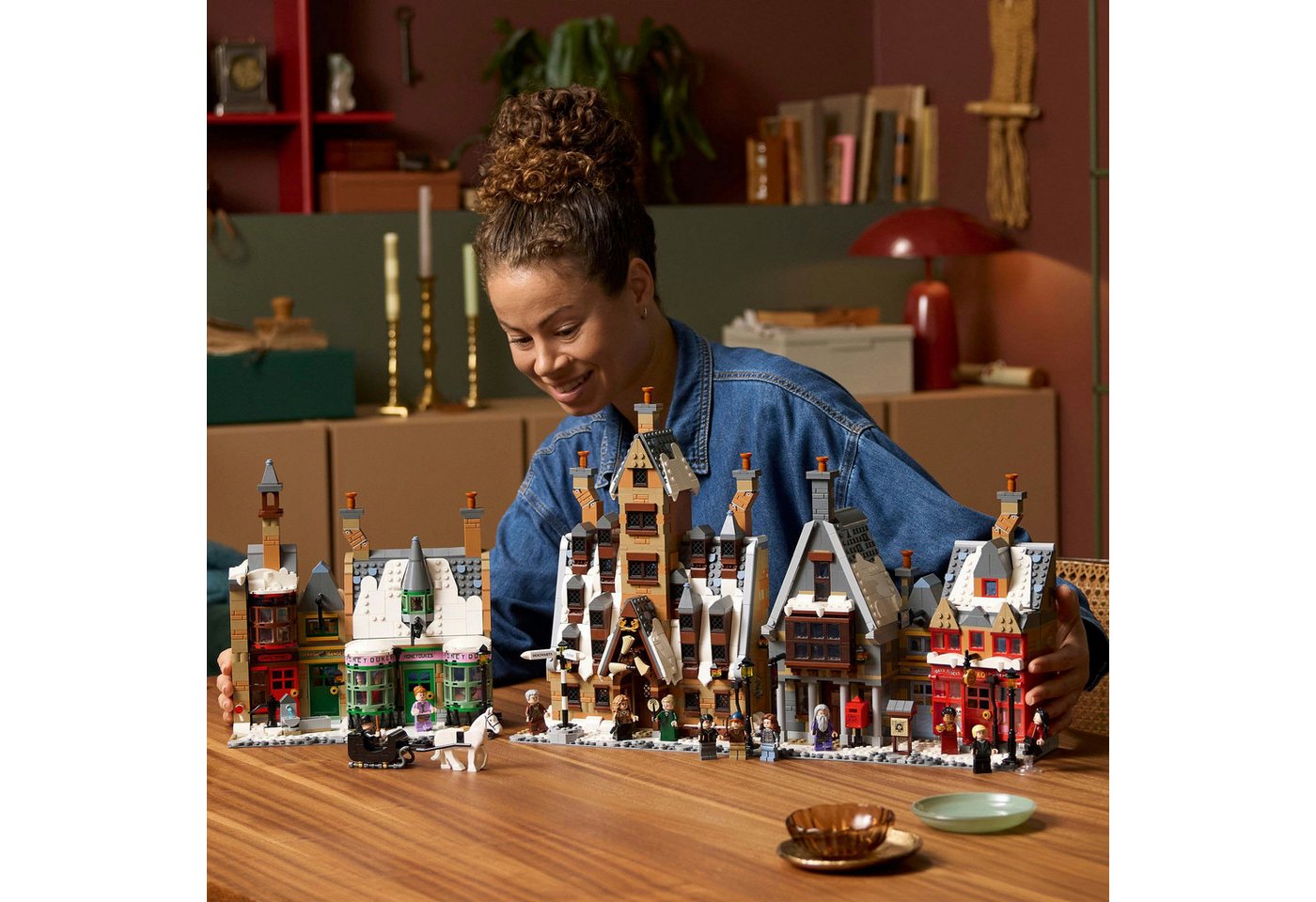 LEGO® Dorf Hogsmeade – Sammleredition (76457), LEGO Harry Potter™ Konstruktionsspielsteine, (3228 St), Exklusives Set – Bild 3 von 5