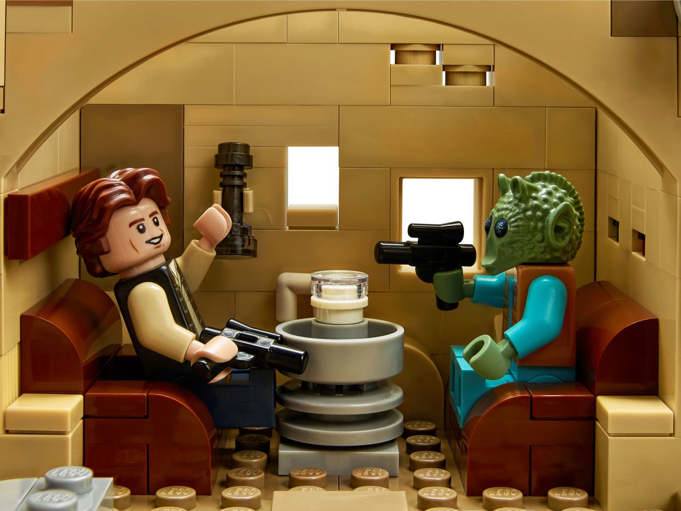LEGO® Star Wars 75290 Mos Eisley Cantina™ Konstruktionsspielsteine, (3187 Teile) – Bild 4 von 5