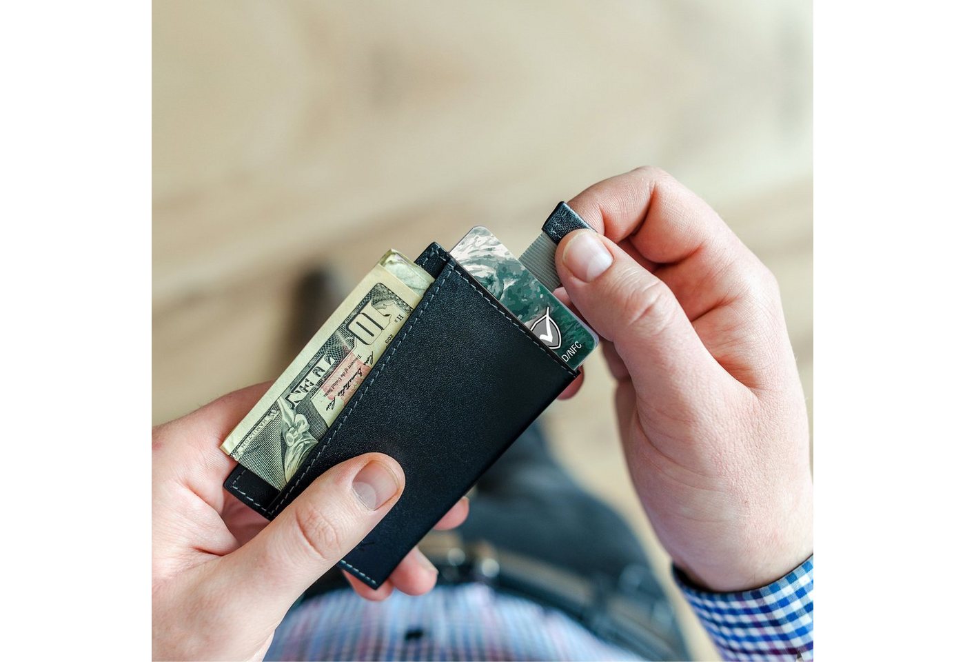 Leicke Kartenetui TÜV geprüfte RFID Blocking NFC Schutzhüllen (9 Stück)für Kreditkarten, EC-Karten Bankkarten Reisepass Ausweise, Kartenhüllen NFC-Blocker – Bild 3 von 4