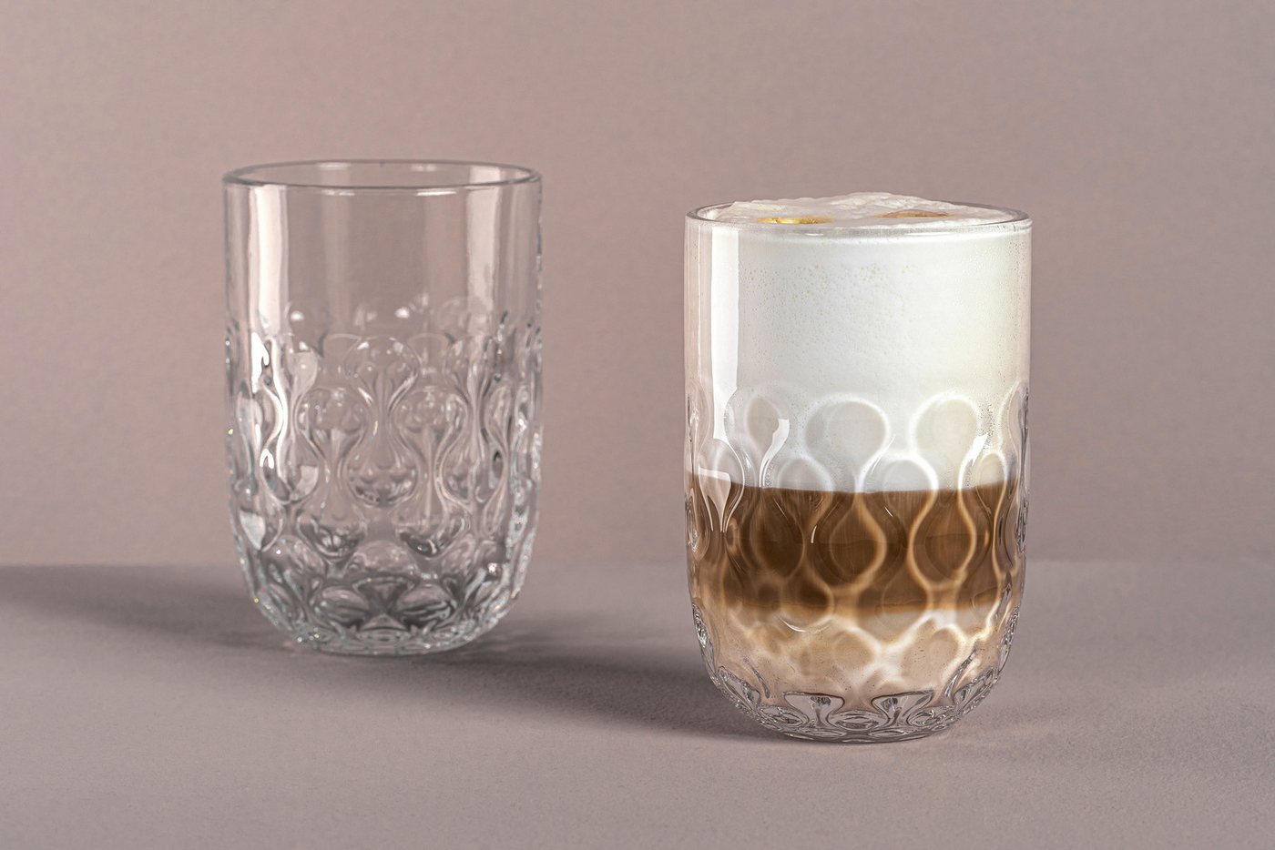 LEONARDO Latte-Macchiato-Glas GOCCE, 380 ml, 6er-Set, 6-tlg., Glas, 2. Variante, mit Tropfenrelief – Bild 2 von 5