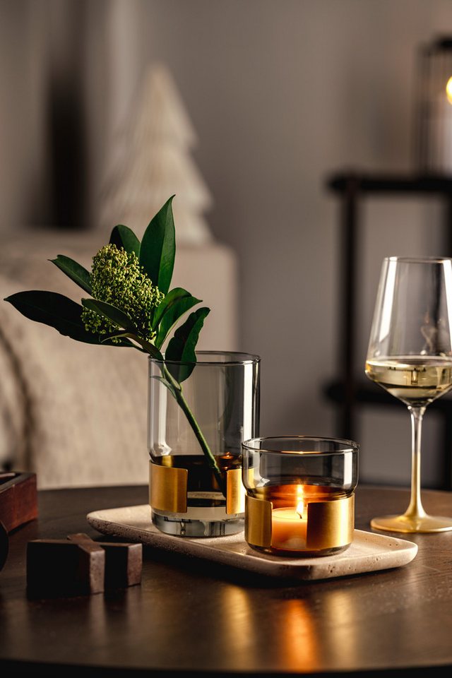 LEONARDO Teelichthalter Silenzio, aus grauem Glas mit goldener Metallspange – Bild 3 von 5