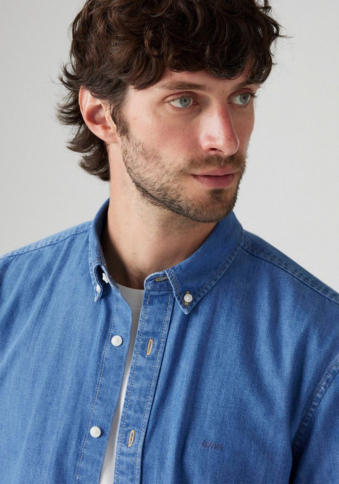 Levi's® Langarmhemd AUTHENTIC BUTTON DOWN mit Ton-in-Ton Logostickerei auf der Brust – Bild 4 von 5