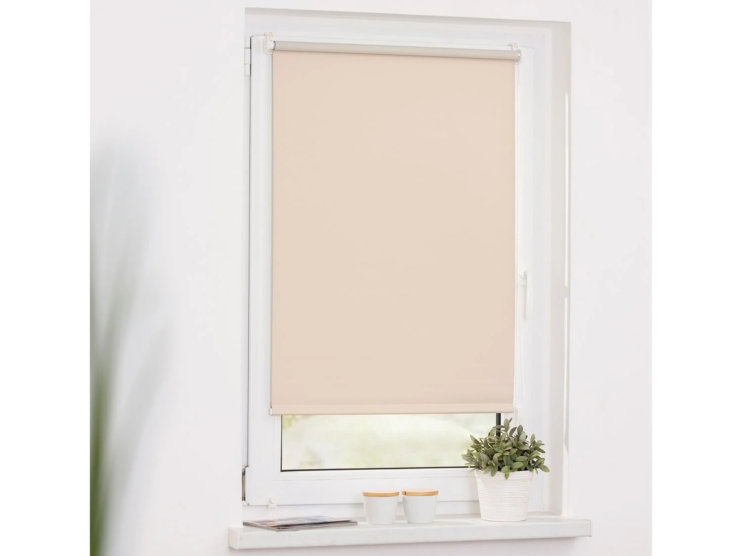 LICHTBLICK Rollo Klemmfix, ohne Bohren, verspannt, Verdunkelung (Creme, 120 x 150 cm) – Bild 2 von 4