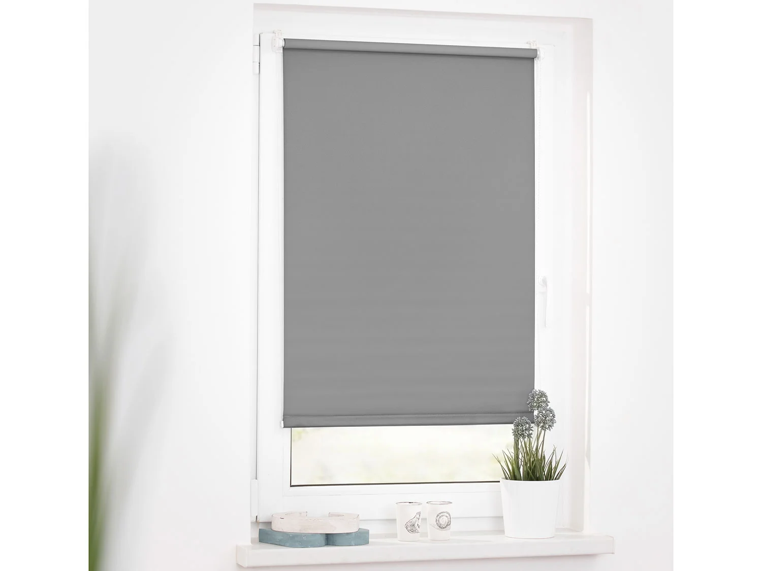 LICHTBLICK Rollo Klemmfix, ohne Bohren, verspannt, Verdunkelung (Grau, 80 x 150 cm) – Bild 2 von 4
