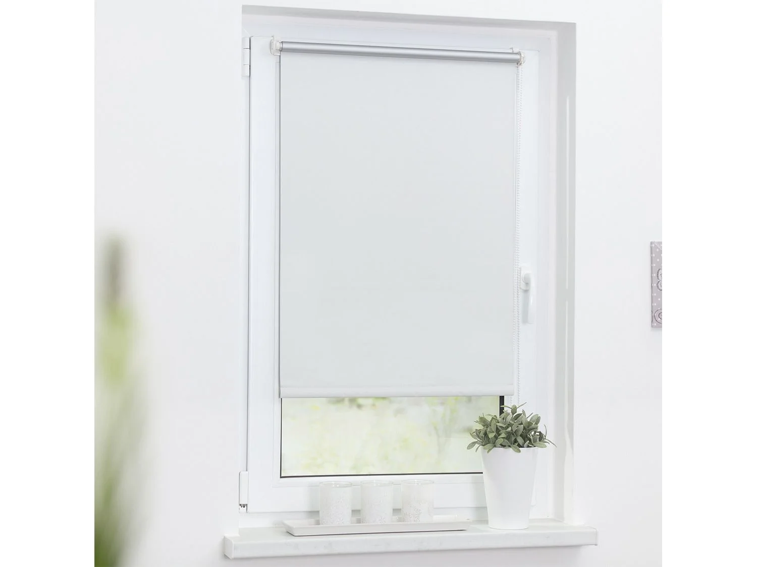 LICHTBLICK Thermo-Rollo Klemmfix, ohne Bohren, Verdunkelung (Weiß, 90x150 cm) – Bild 3 von 4