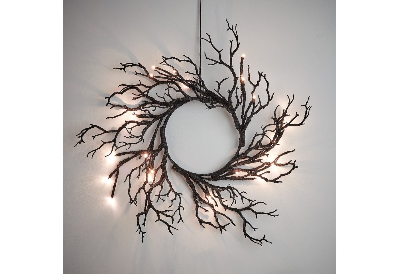 Lights4fun Dekokranz 40cm Halloweendeko Kranz schwarze Äste mit Beleuchtung – Bild 2 von 4