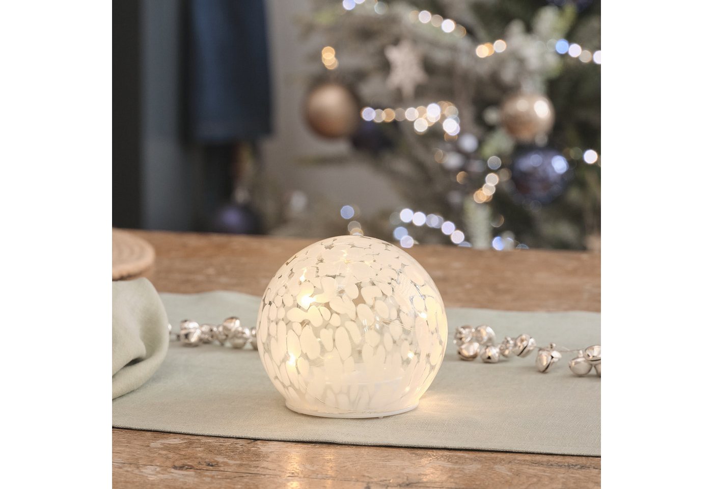 Lights4fun LED Dekolicht 10 cm LED-Glaskugel mit Timer aus Konfettiglas – Bild 2 von 5