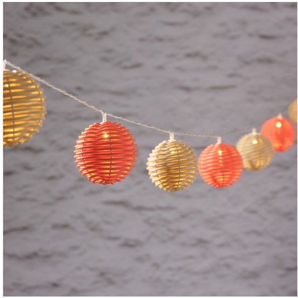 Lights4fun LED-Lichterkette 10er LED Solar Lichterkette Rattan Kugeln bunt