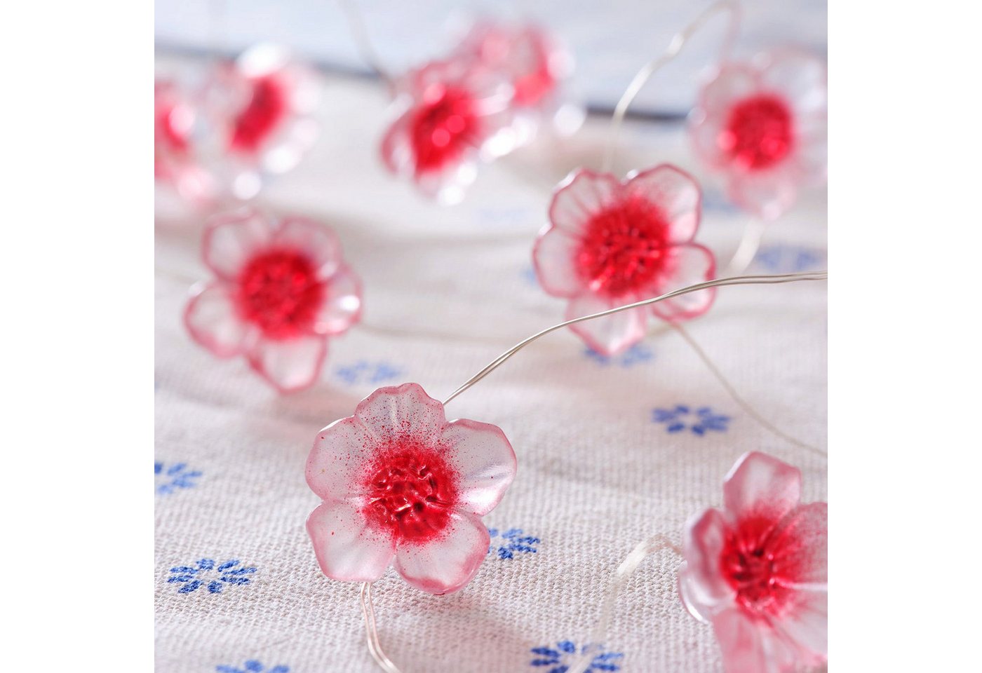 Lights4fun LED-Lichterkette 20er LED Micro Lichterkette außen pinke Kirschblüten – Bild 4 von 5