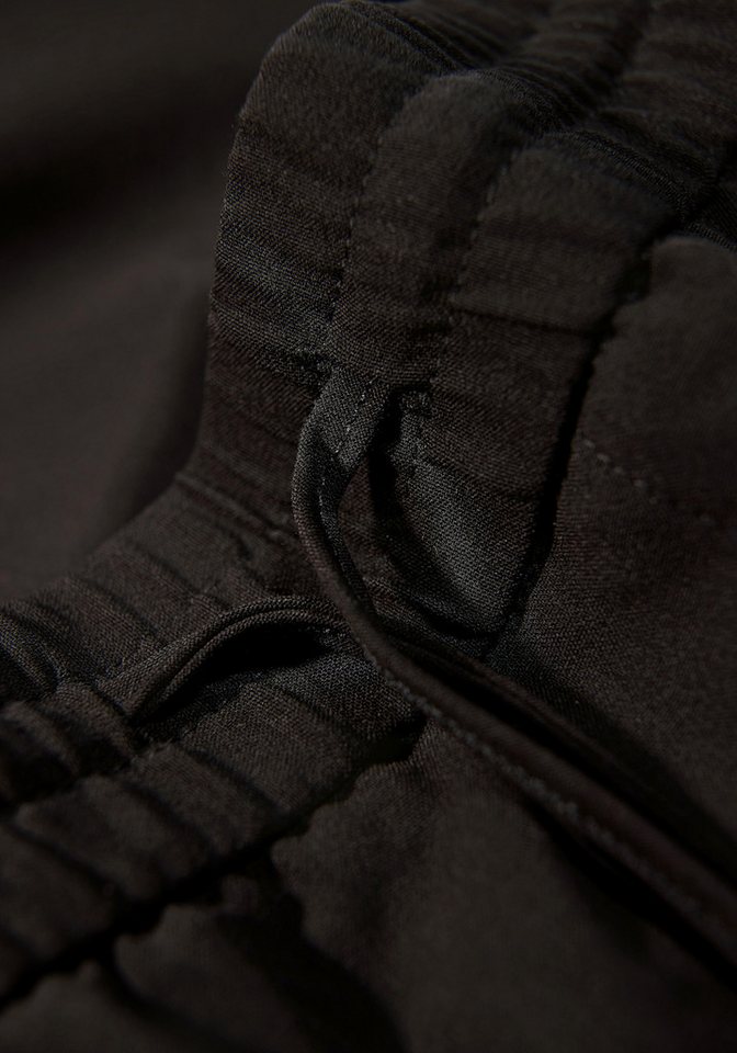 LINDBERGH Stoffhose Freizeithose Relaxed Fit – Bild 5 von 5