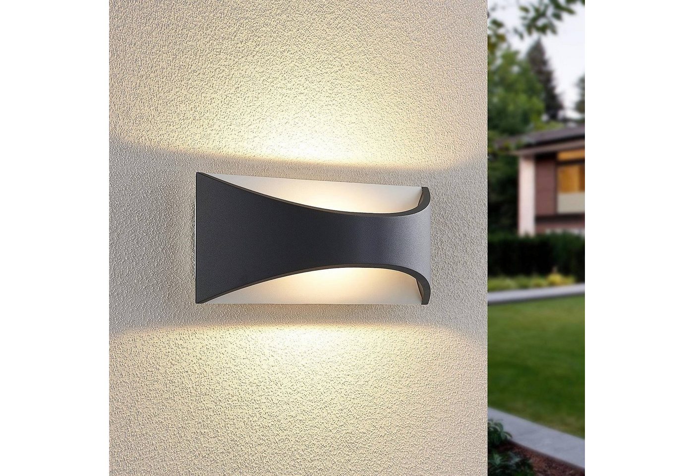 Lindby Außen-Wandleuchte Mathea, 1 x 9 W LED, warmweiß – Bild 2 von 5