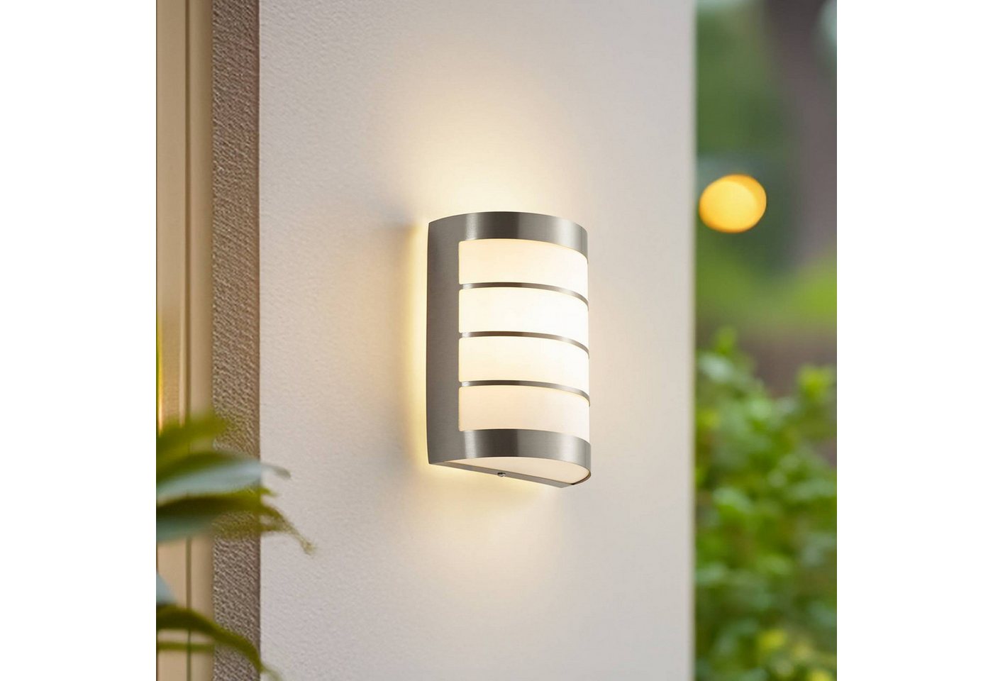 Lindby Außen-Wandleuchte Noyan, Edelstahl Alu IP44, 1 x 15 W LED – Bild 2 von 5