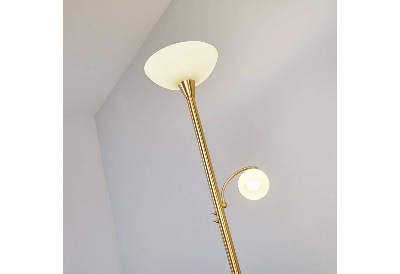 Lindby Stehlampe Elaina, Metall, Gold / Messing IP20, 1 x 15 W LED E27 + 1 x 8 W LED E14 – Bild 5 von 5