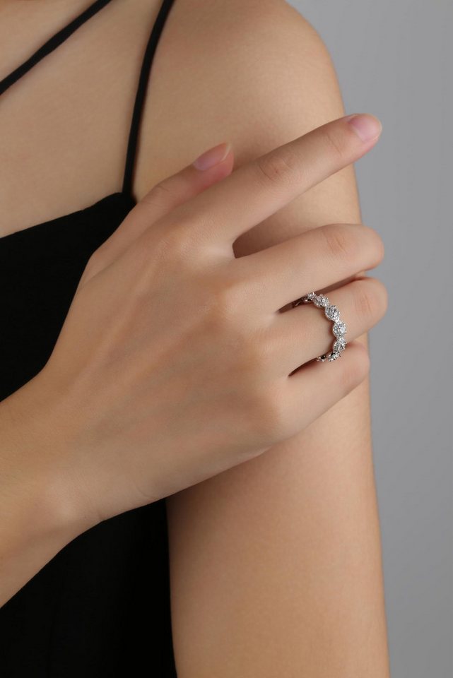 Lisandra Scott Silberring Shiny Bella Ring aus 925 Sterlingsilber, Zirkonia Steine, Glitzernd von allen Seiten – Ein Ring, der Eindruck hinterlässt – Bild 4 von 4
