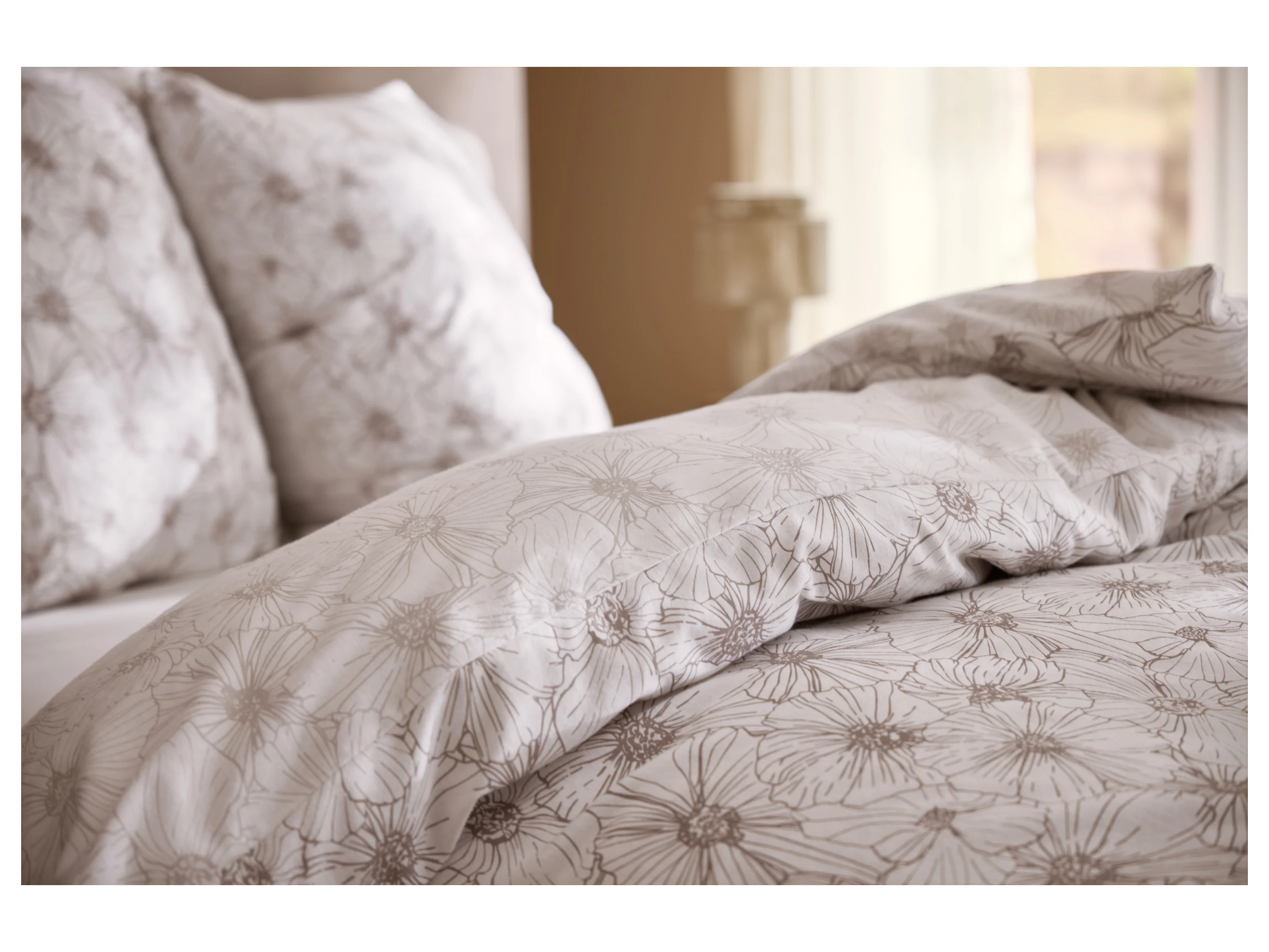 LIVARNO® Feinbiber-Bettwäsche, 155 x 220 cm (Floral taupe) – Bild 2 von 4