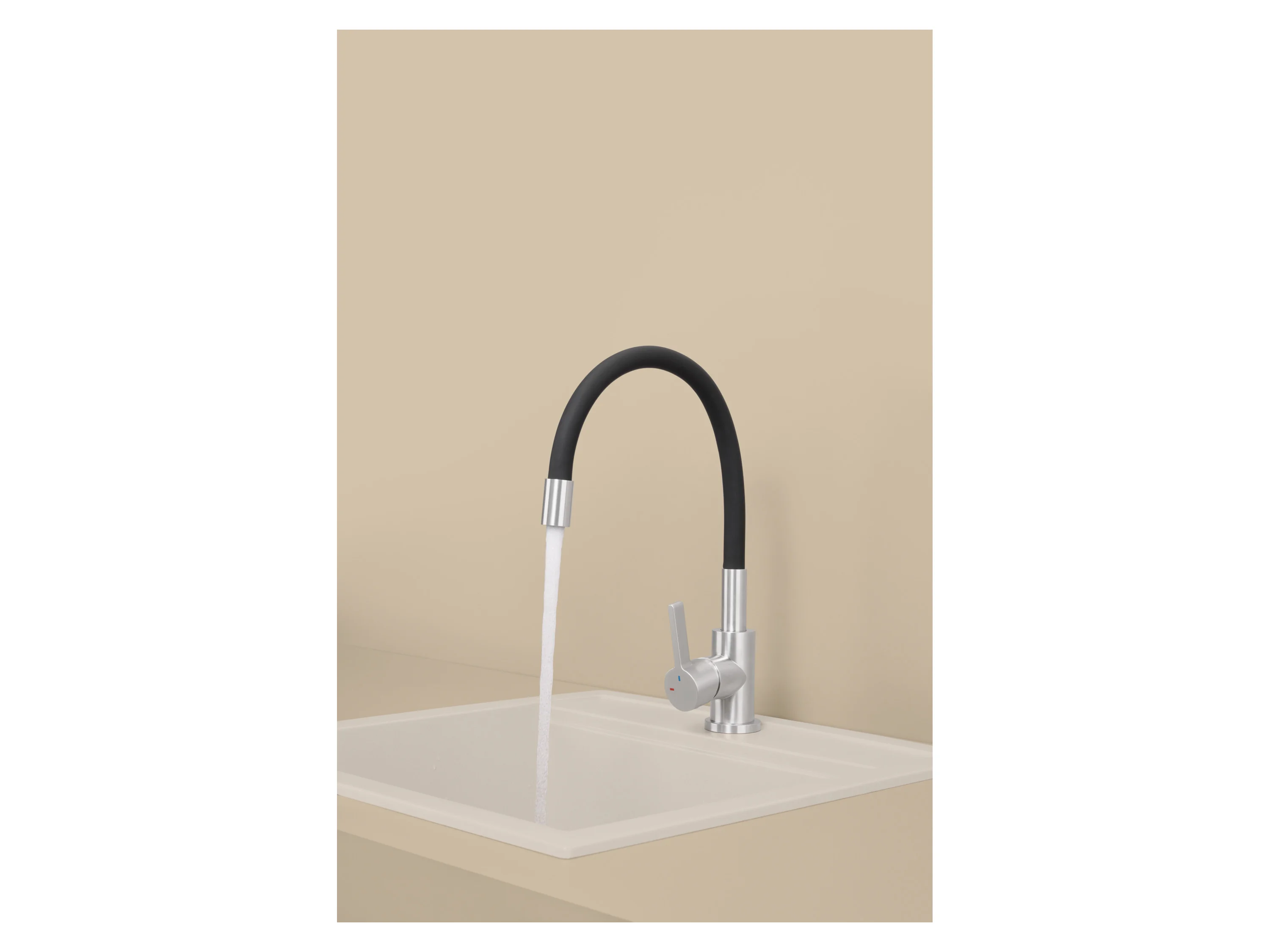 LIVARNO® Küchenarmatur (Schwarz) – Bild 2 von 4
