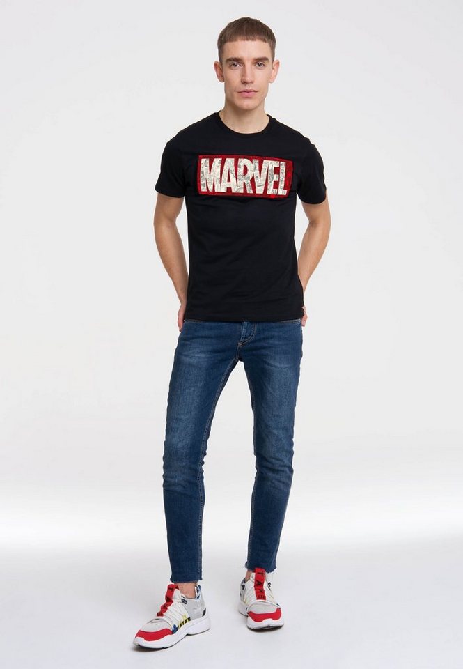 LOGOSHIRT T-Shirt Marvel Comic Block Logo mit coolem Print – Bild 2 von 5