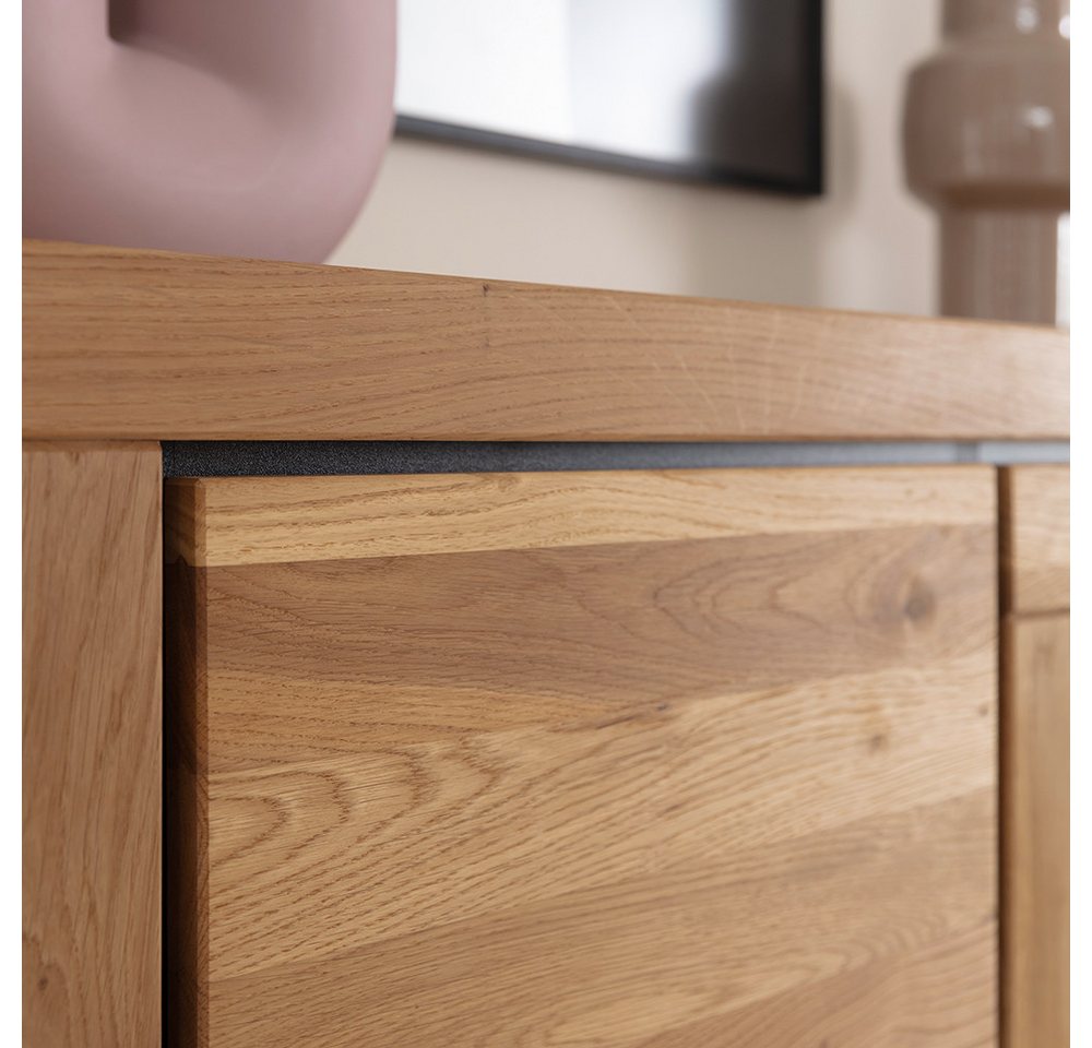 Lomadox Highboard GIUSTINO-06, Eiche teilmassiv geölt, Massivholzfronten, LED-Beleuchtung – Bild 5 von 5