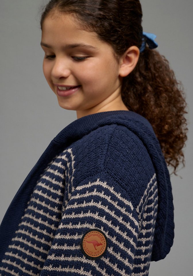 KangaROOS Longstrickjacke Long-Strickjacke mit modischen Ringelmuster von KangaROOS Lange Strickjacke, lässig geschnitten, Grobstrick-Qualität, Mini-Me – Bild 3 von 5