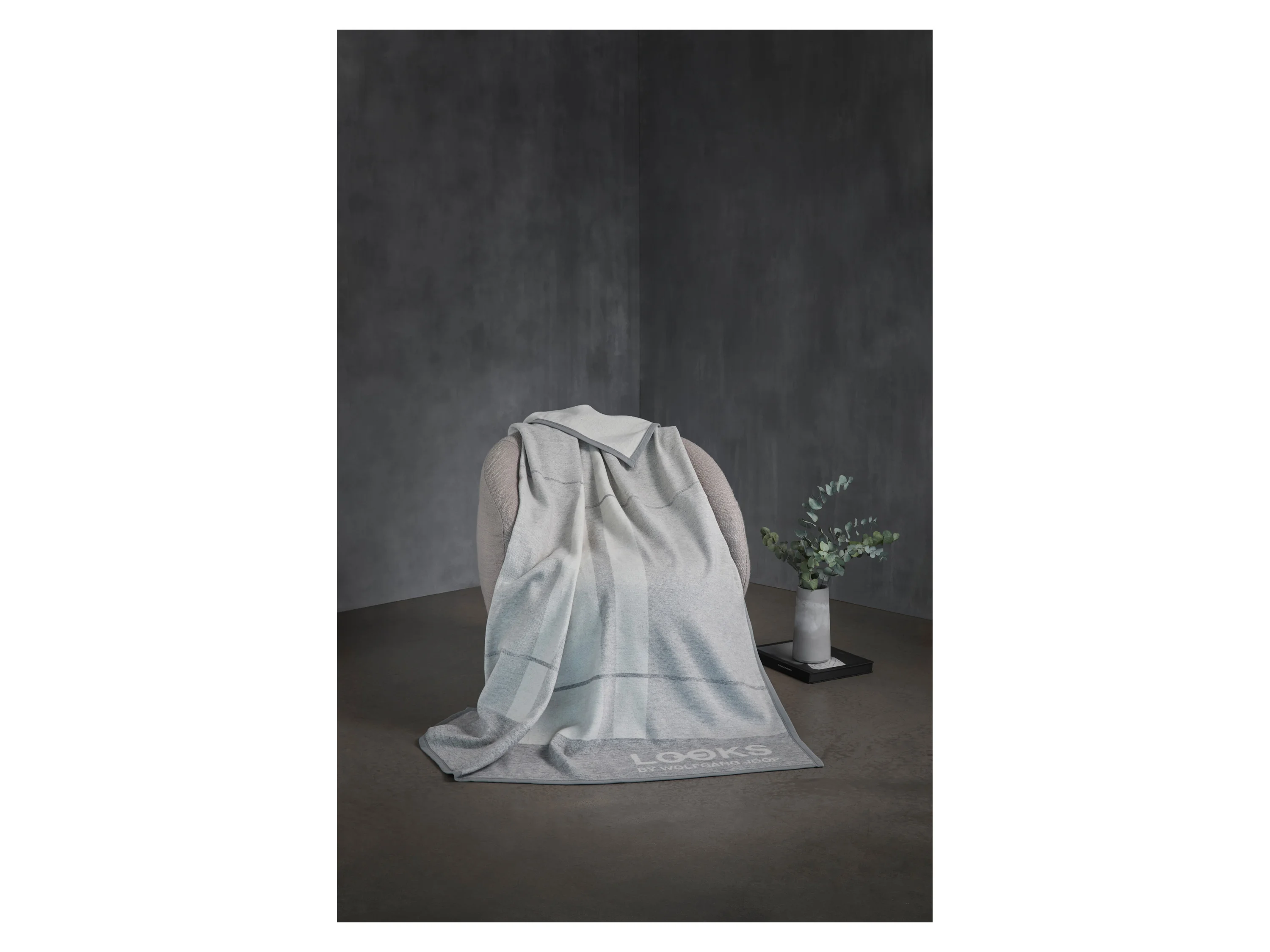 LOOKS BY WOLFGANG JOOP Wohndecke, 150 x 200 cm – Bild 2 von 4