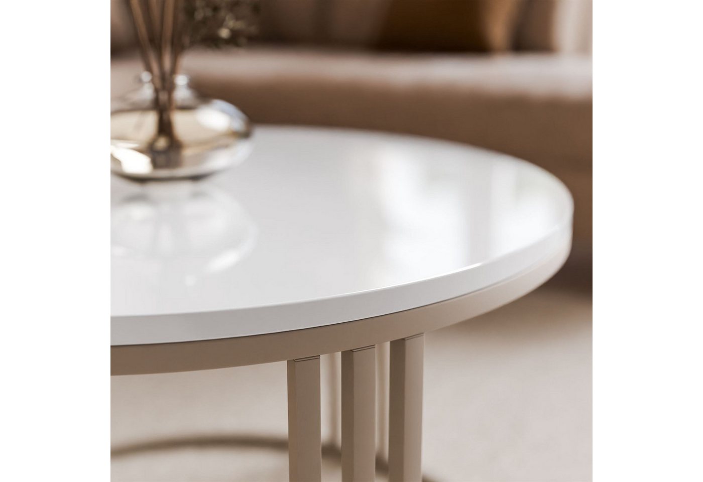 Lookway Couchtisch LORI HOCHGLANZ, runder Couchtisch mit kaschmirfarbenem Gestell (1x Tisch), 70x48x70 cm – Bild 3 von 5
