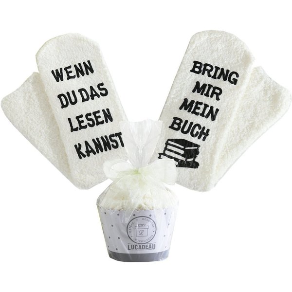 Lucadeau Kuschelsocken Weihnachtsgeschenk, Geschenke für Buch-Liebhaber, bring mir Buch (Cupcake Verpackung, Gr. 37-43) rutschfest, Socken mit Spruch, Geschenk 