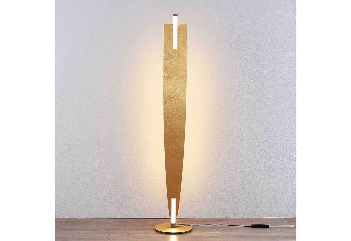 Lucande Stehlampe Marija, Enthalten, LED 24 W gesamt, warmweiß – Bild 5 von 5