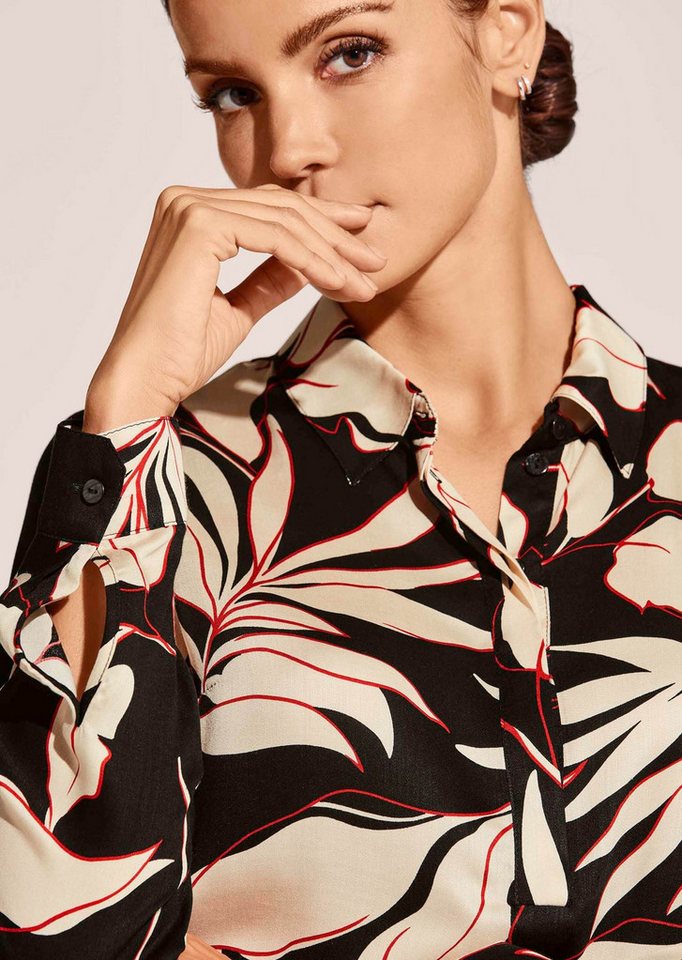MADELEINE Hemdbluse Florale Bluse mit Schößchen Allover-Blütenmuster, Hemdkragen, verdeckte Knopfleiste – Bild 4 von 5