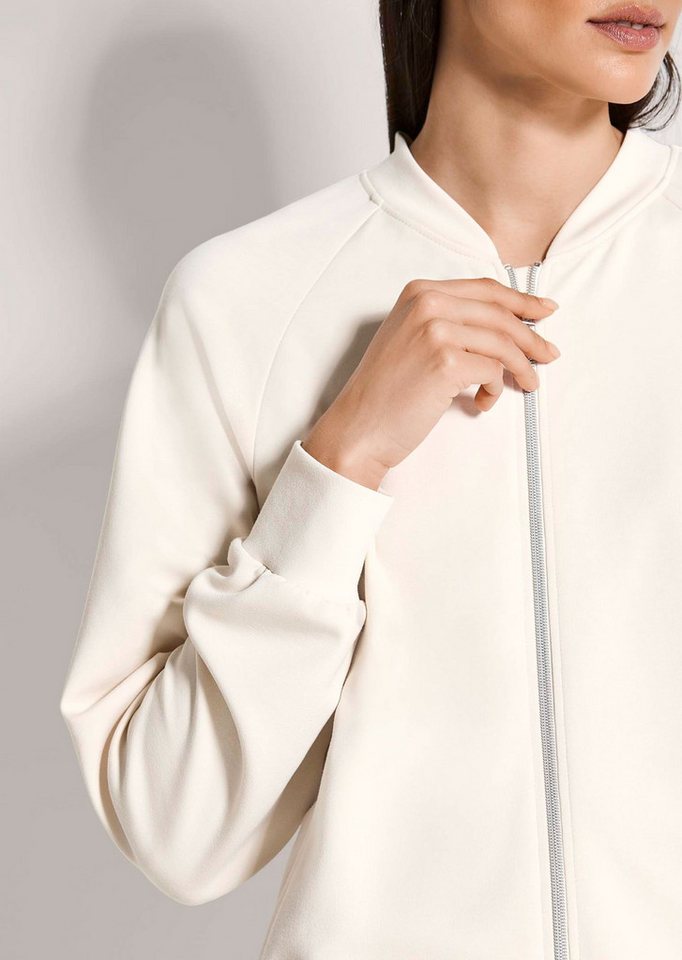MADELEINE Outdoorjacke Basicjacke mit Blousonkragen Blouson mit Leistentaschen, Reißverschluss und langarm – Bild 4 von 5