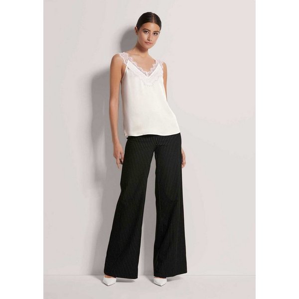 MADELEINE Shirttop Satin-Top mit Spitze