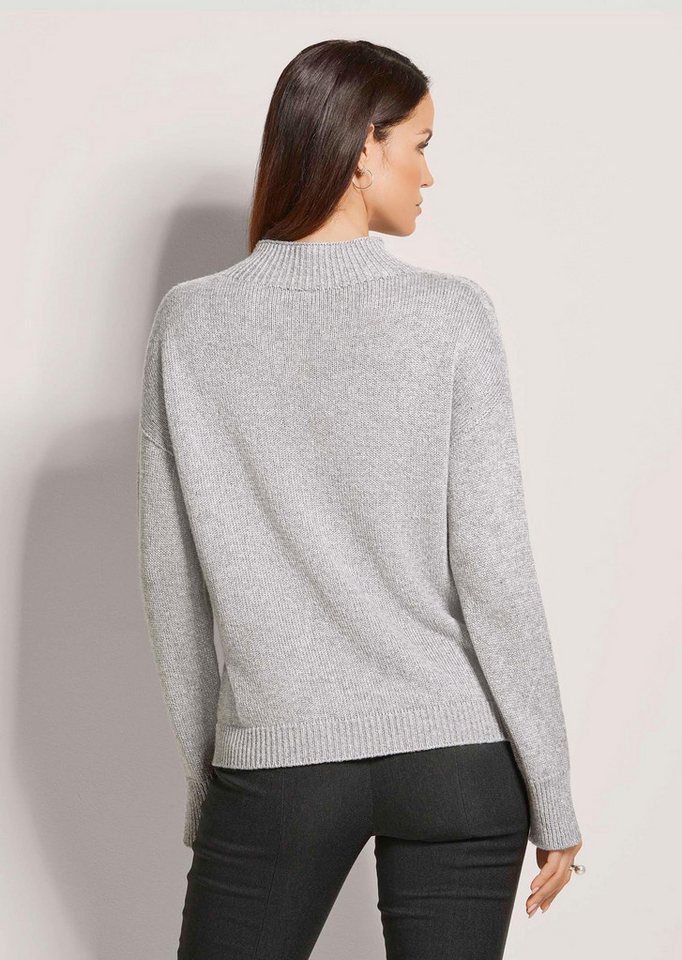 MADELEINE Strickpullover Langarm Stehkragen-Pullover Uni-Design trifft auf modernen Stehkragen ohne Verschluss – Bild 2 von 5