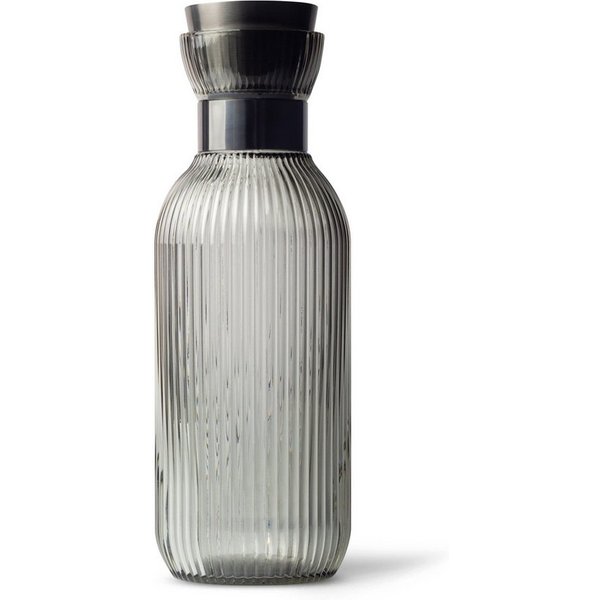 MAMEIDO Wasserkaraffe, aus mundgeblasenem Kristallglas mit edlem Ausgießer in 1 l und 1,5 l