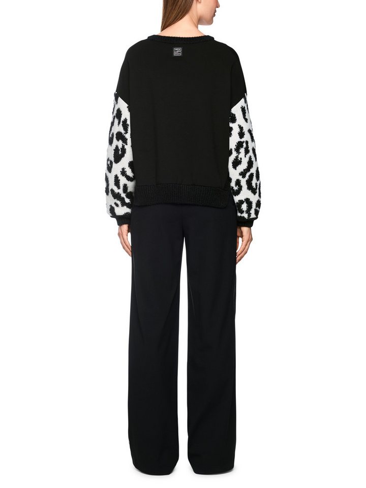 Marc Cain Strickpullover Cattitude Premium Damenmode Leo-Muster, locker geschnitten, mit Alpaka-Wolle – Bild 5 von 5