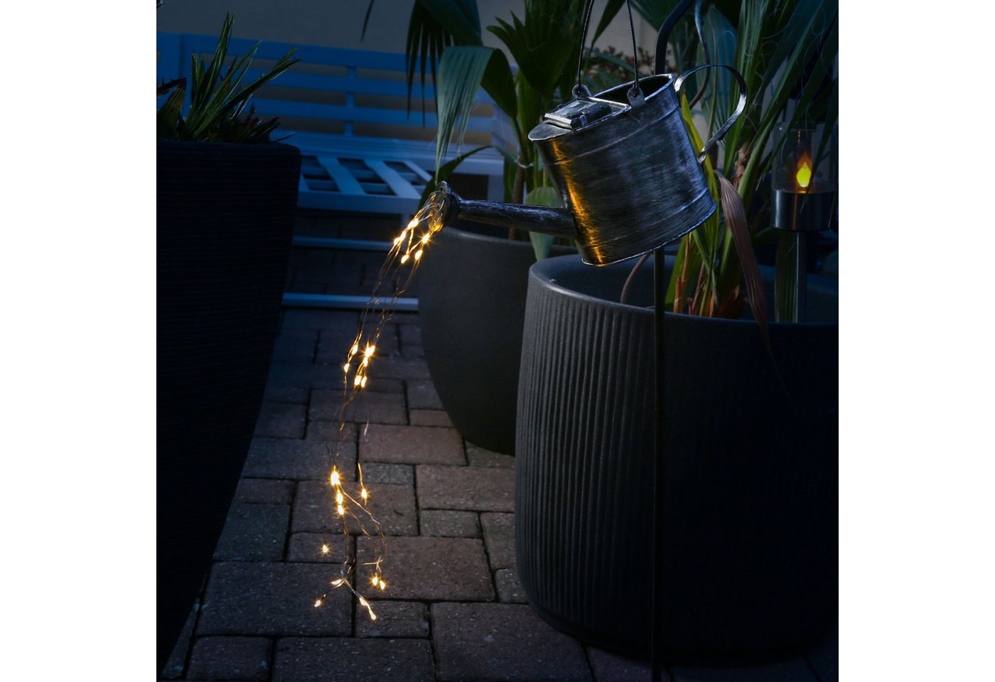 MARELIDA LED Solarleuchte LED Solar Gießkanne mit Wasserfalleffekt H: 90cm Deko-Kanne für Garten, LED Classic, warmweiß (2100K bis 3000K) – Bild 3 von 5