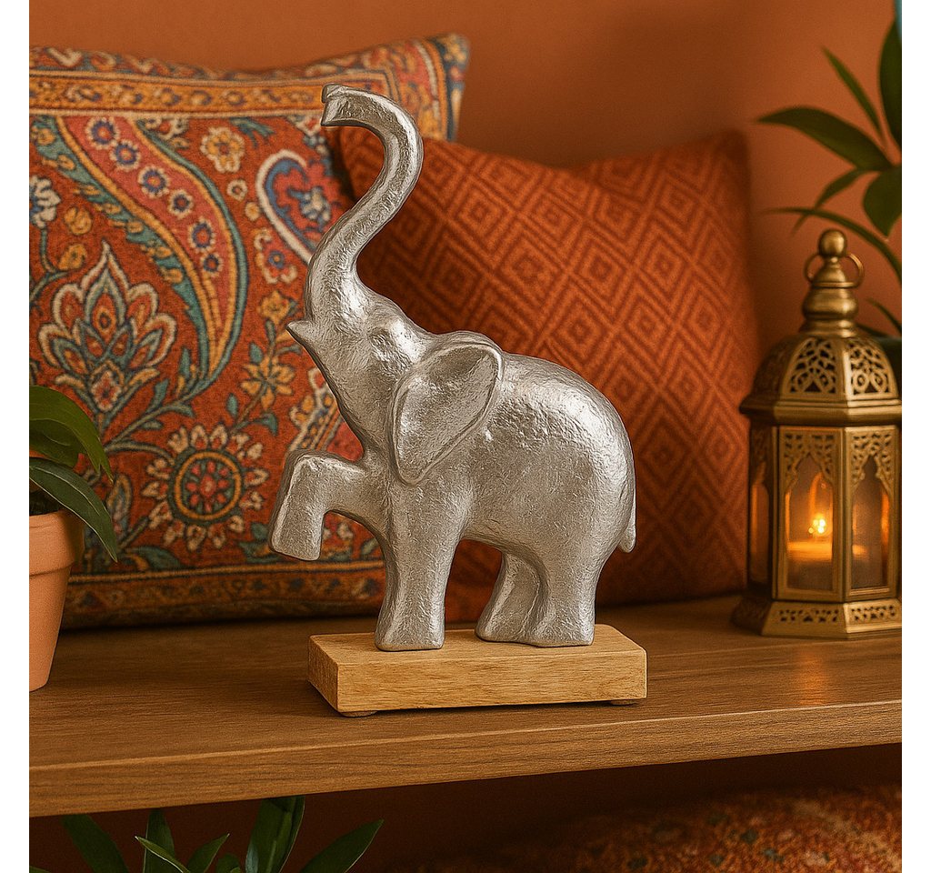 Marrakesch Orient & Mediterran Interior Tierfigur Statuette éléphant Mumba en aluminium argenté et bois naturel, 21 cm (1 St), Handarbeit – Bild 2 von 5