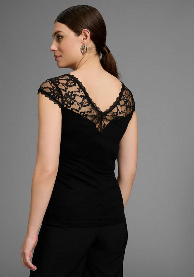 Melrose Spitzenshirt taillierter Schnitt, elastisches Material, mit Spitzenband – Bild 4 von 5