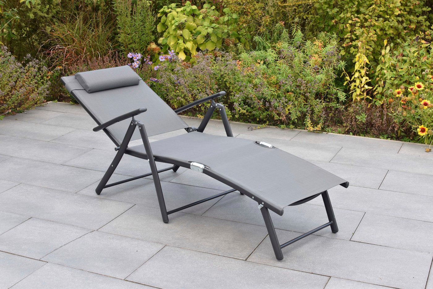 MERXX Gartenliege Deckchair, zusammenklappbar, 4-fach verstellbar, inkl. 1 Kopfkissen – Bild 5 von 5
