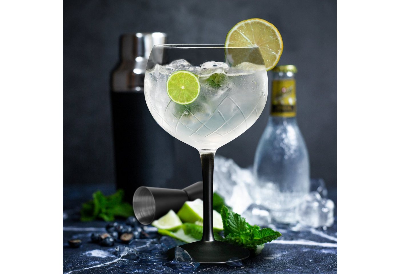 MiaMio Cocktailglas Crystaluna Gin Tonic, 650 ml, schwarzer Stiel, 2-tlg., Glas – Bild 4 von 5
