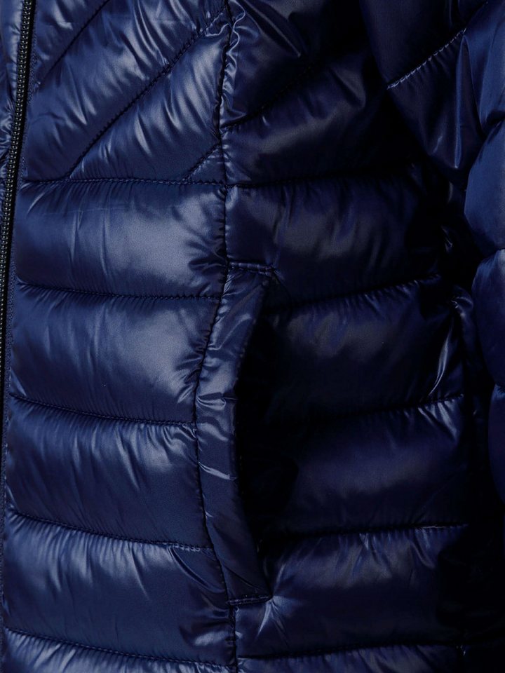 MINOTI Winterjacke Steppjacke mit Kapuze, im Metallic-Look Metallic-Look, trendiger Aufnäher, feste Kapuze – Bild 5 von 5