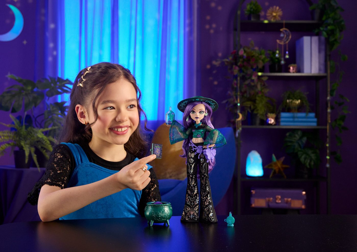 MonsterHigh™ Anziehpuppe Moonspell Magic by Willow Thorne – Bild 2 von 5