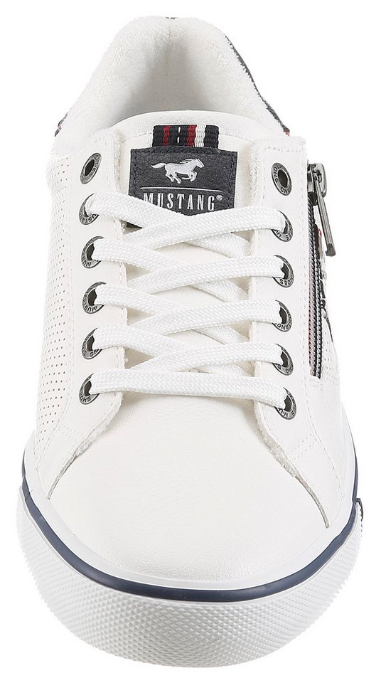 Mustang Shoes Giuliano Sneaker Freizeitschuh, Halbschuh, Schnürschuh mit modischem Lochmuster – Bild 4 von 5