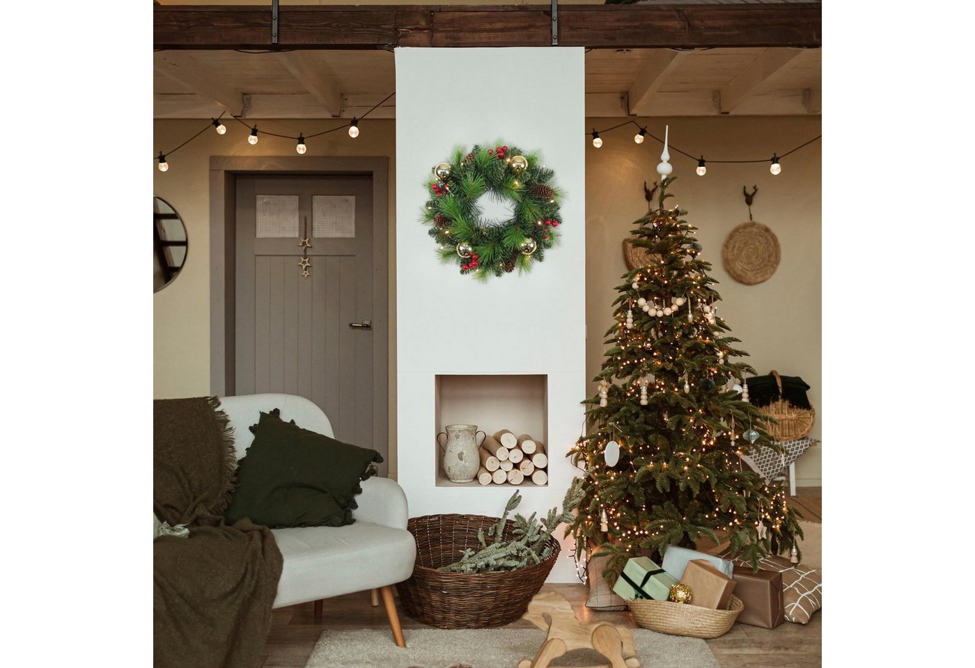 näve LED Dekoobjekt Dekokranz Noel, Weihnachtsdeko, Türkranz mit Kugeln, Zapfen und Beeren, Warmweiß, LED-Weihnachtskranz mit Timer, Ø ca. 35 cm – Bild 3 von 5
