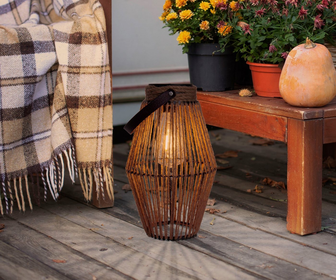 näve LED Solarleuchte Korbinian, LED fest integriert, Warmweiß, Schnurbespannung, inkl. Lichtbulb mit LED, warmweißes Licht, Henkel – Bild 2 von 5