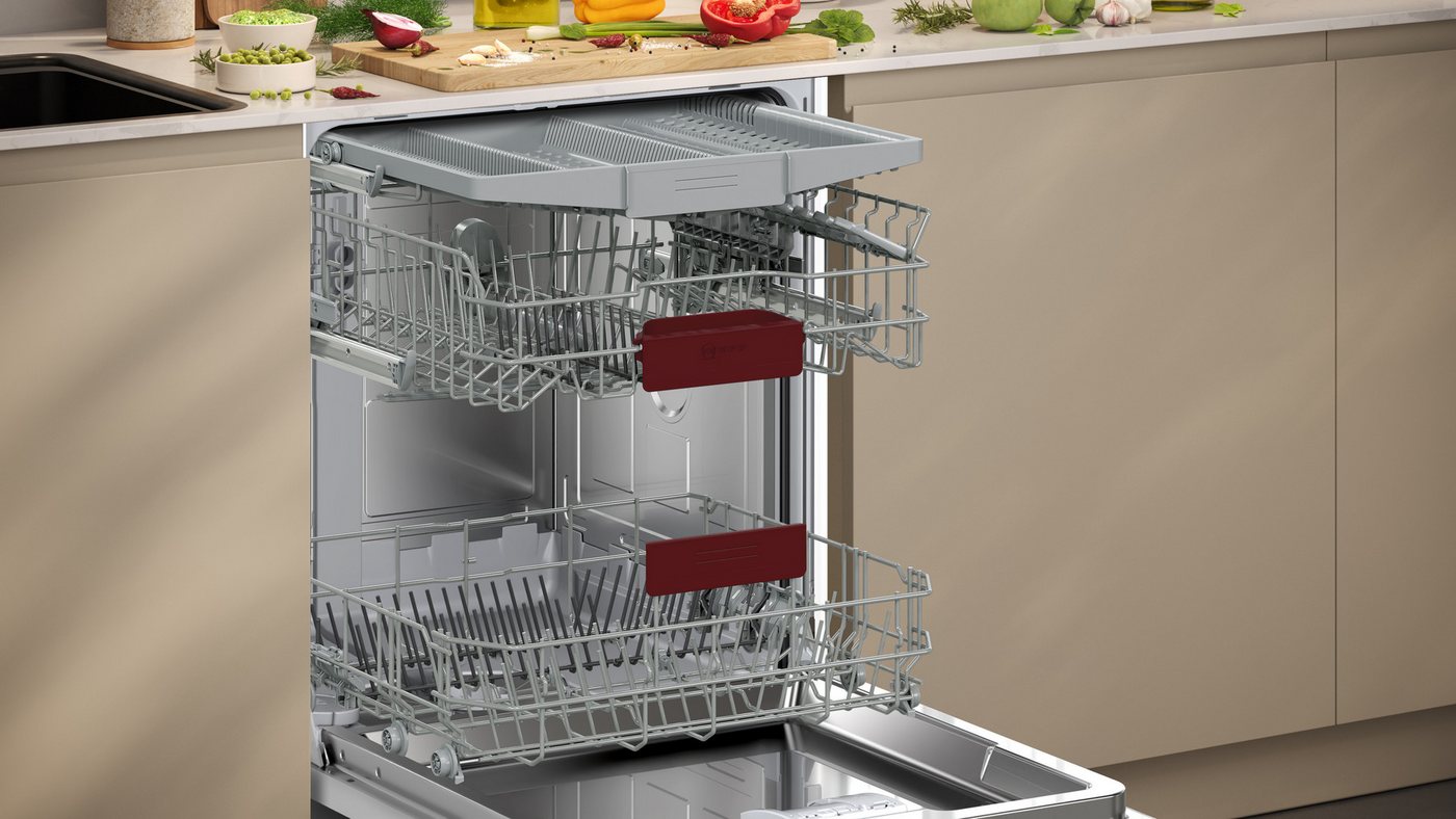 NEFF teilintegrierbarer Geschirrspüler S145EVS04E, 14 Maßgedecke, Automatische Türöffnung für Effizienz, flexible Körbe & Schubladen – Bild 4 von 5