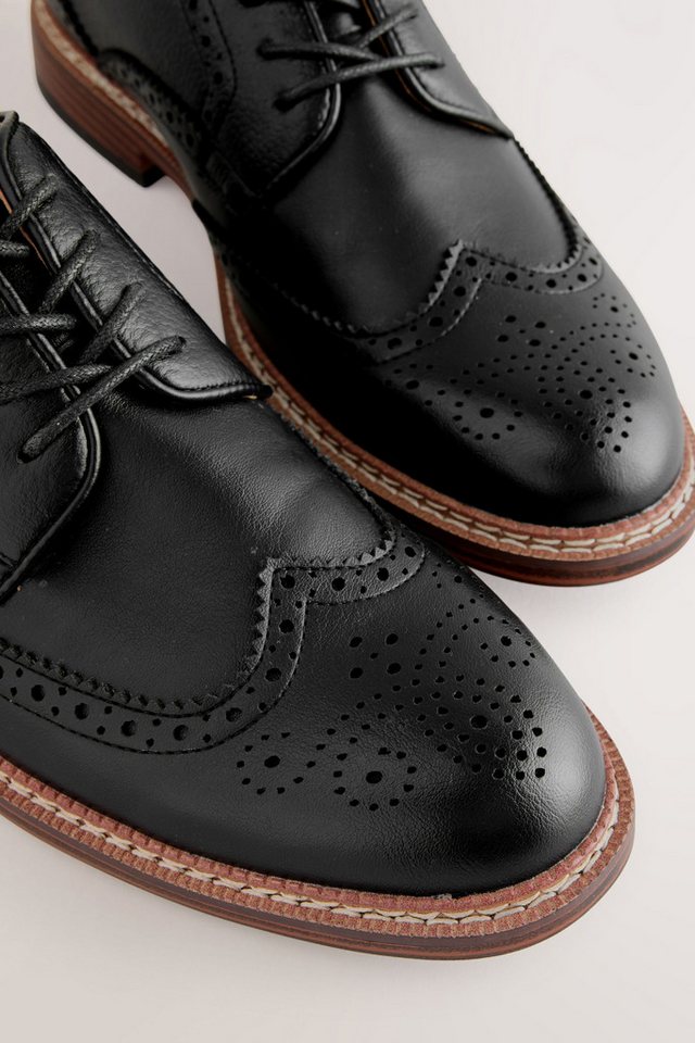 Next Brogues mit kontrastfarbener Sohle Budapester – Bild 5 von 5