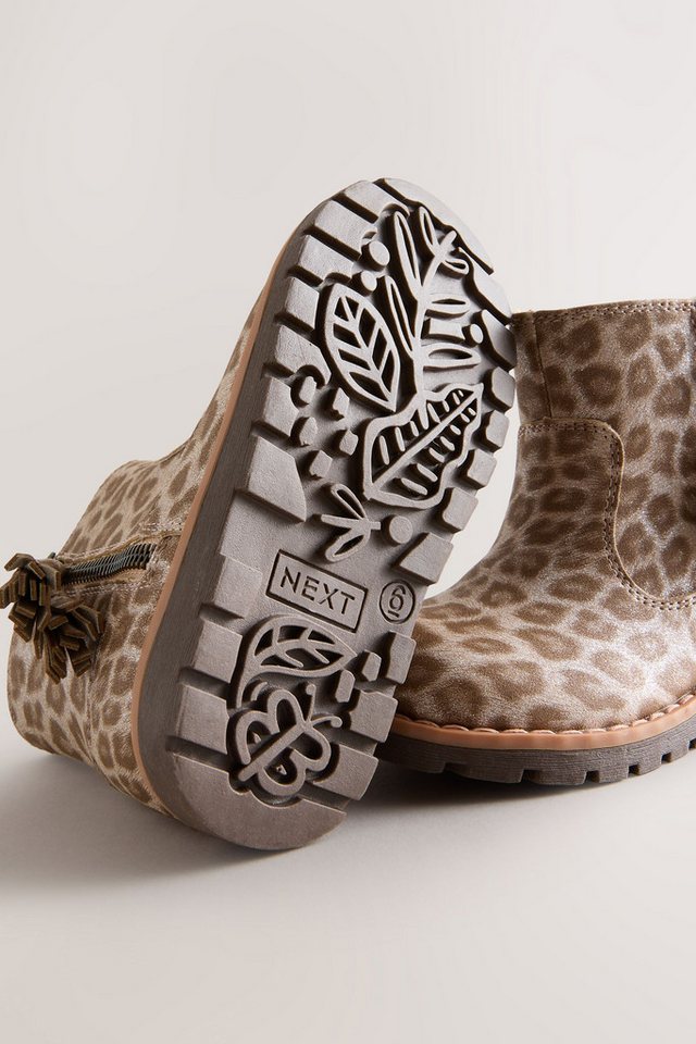 Next Chelseastiefel mit Quaste, weite Passform Stiefelette – Bild 4 von 5