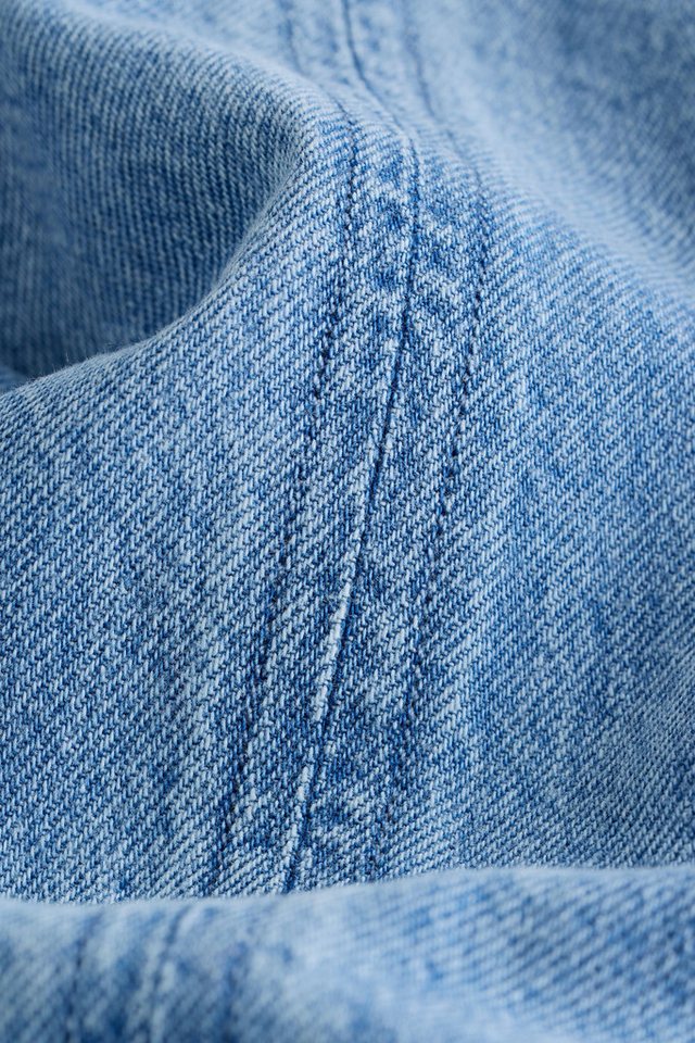 Next Jeanskleid Ärmelloses, nahtloses Denim-Maxikleid (1-tlg) – Bild 3 von 5